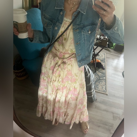 Meet your Posher, Mindy - Picture 3 of 16